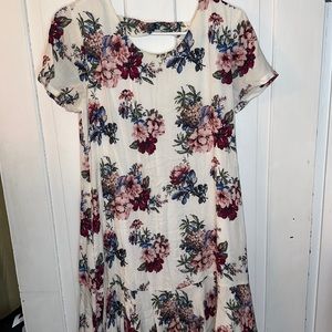 Francesca’s Floral Dress- Medium